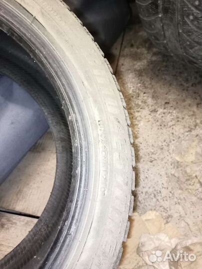 Bridgestone Ice Cruiser 7000 235/45 R17