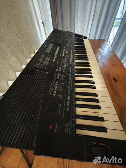 Синтезатор yamaha psr2700