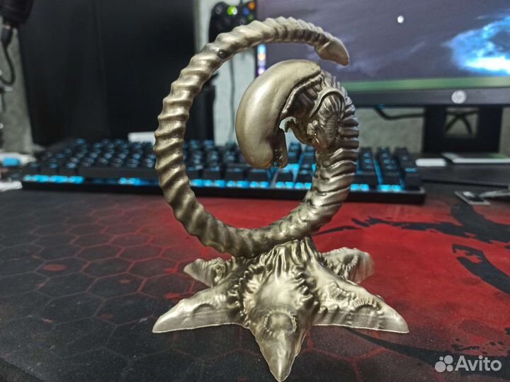 Фигурка Alien