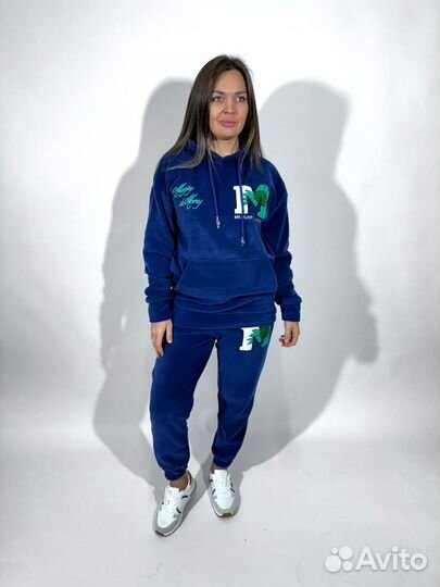 Спортивный костюм женский теплый новый