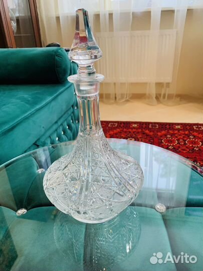 Графин хрустальный