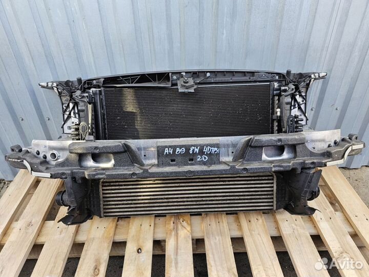 Audi A4 B9 8W передняя панель кассета телевизор