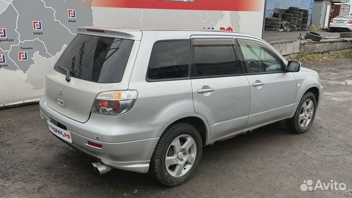 Стабилизатор задний Mitsubishi Airtrek MR554798