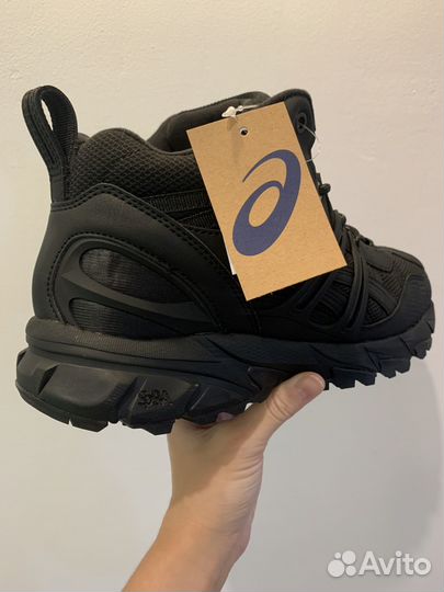 Мужские зимние кроссовки Asics