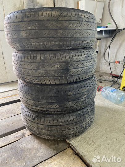 Yokohama A580 215/65 R17 98H