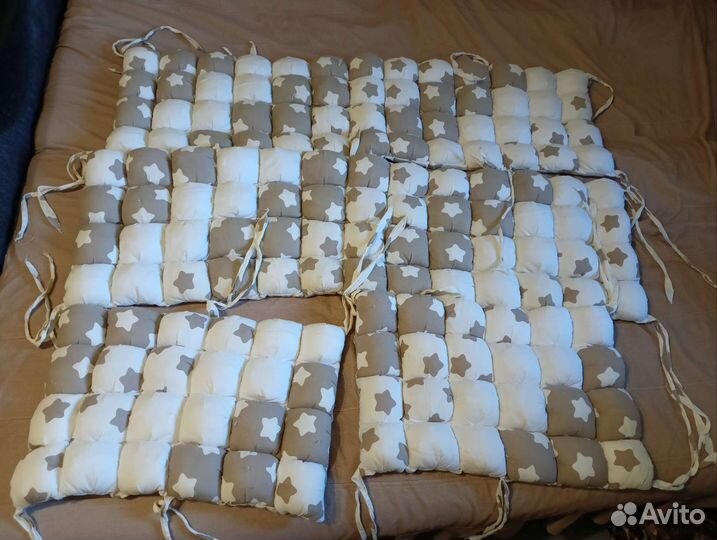 Бортики в детскую кроватку овальную и круглую