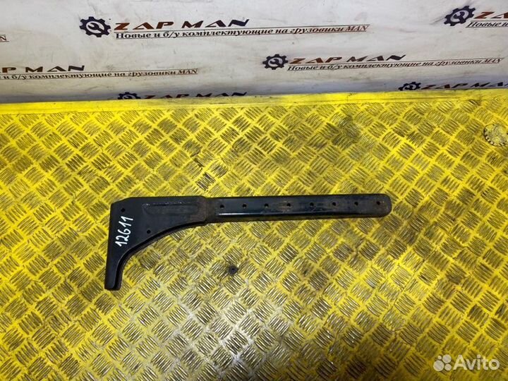 Кронштейн крыла Man Tgl Tgm