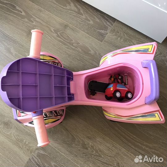 Детская машинка каталка(квадроцикл)