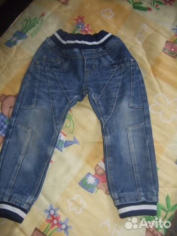 Стильные джинсы на мальчугана