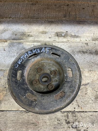 Шкиф коленвала skoda octavia а5