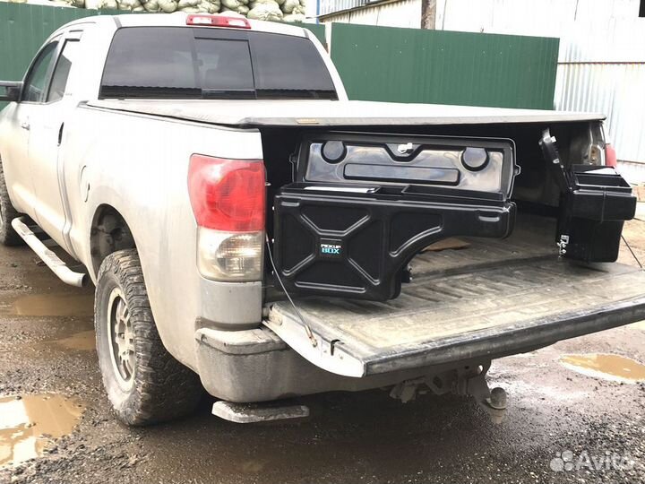 Бокс для пикапа поворотный Тойота Тундра 2007+