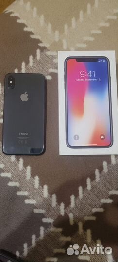 iPhone X, 64 ГБ