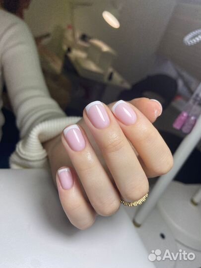 Мастер маникюра и педикюра