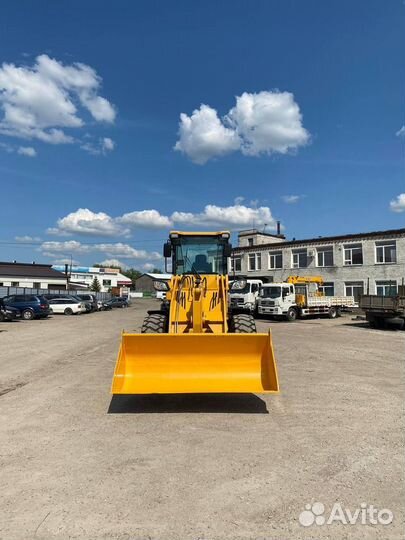 Фронтальный погрузчик ZVEZDA ZL32, 2023