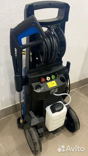 Мойка высокого давления Зубр авд-П240