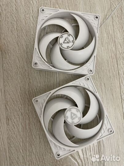 Куллер 120мм arctic белый