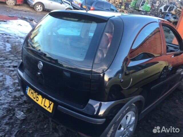 Разбор на запчасти Opel Corsa C 2000-2006