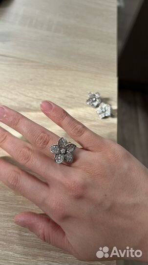 Тримиата серебро