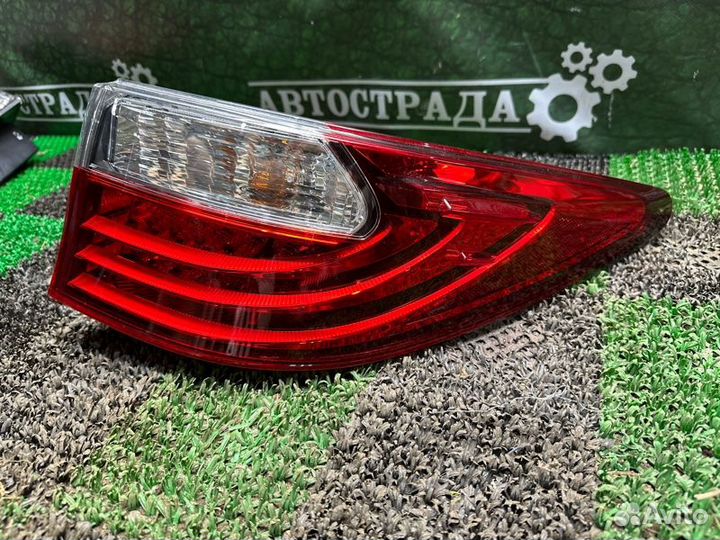 Фонарь задний правый Lexus Es 6 2012-2015
