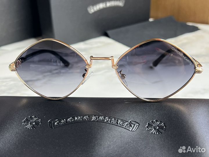 Солнцезащитные очки Chrome Hearts унисекс