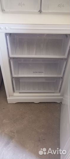 Холодильник hotpoint ariston
