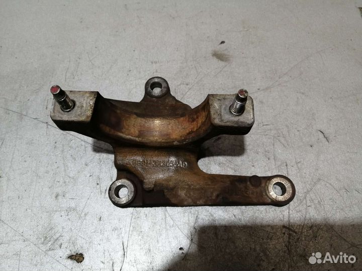 Кронштейн привода 2.0 дизель МКПП Форд Мондео 4