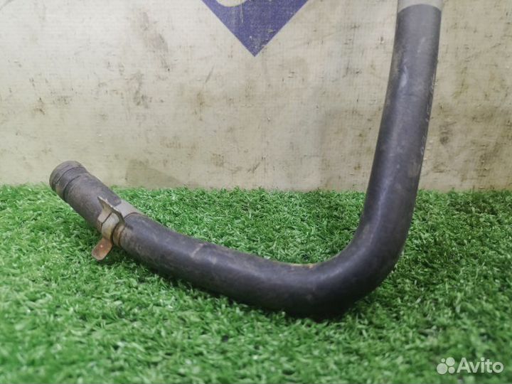 Патрубок (трубка) картерных газов Skoda Octavia