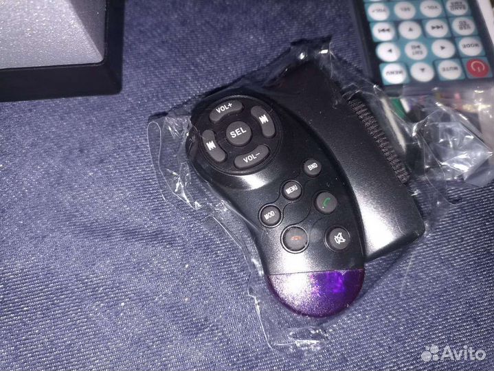 Продам автомобильную магнитолу 2 DIN