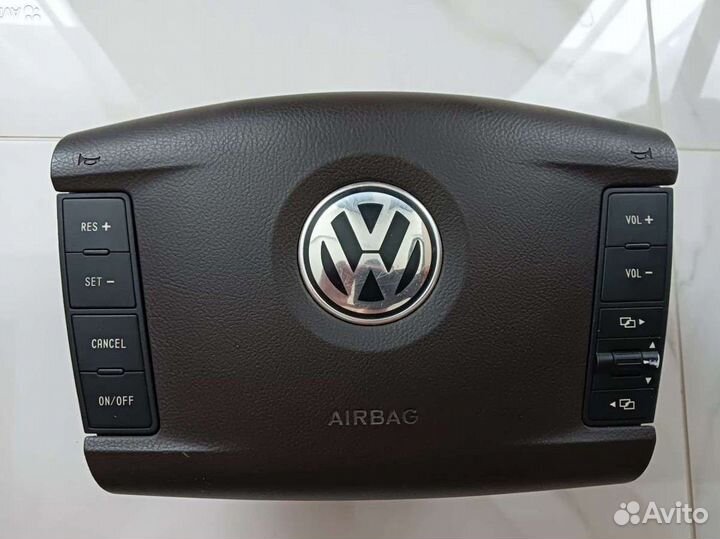Подушка безопасности руля touareg с кнопками