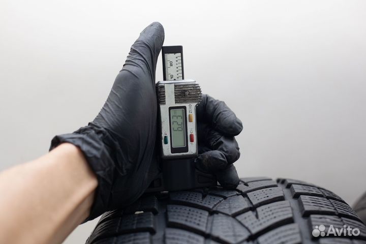 Goodyear UltraGrip Ice SUV 225/60 R17 103T