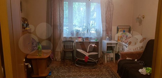 Комната 17 м² в 3-к., 1/12 эт.