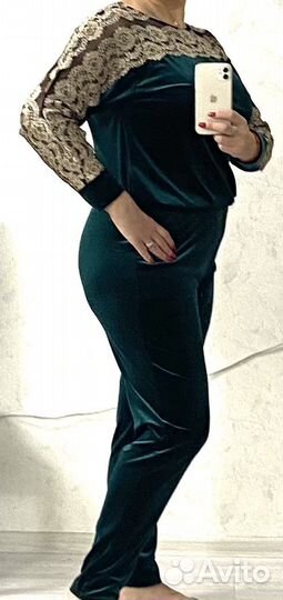 Комбинезон женский нарядный р.52/54