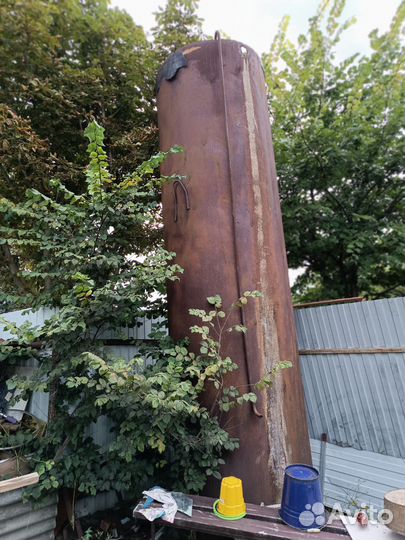 Бочка железная 3 куба примерно