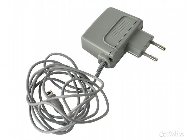 Nintendo 2DS Как новая, с коробкой, для коллекции