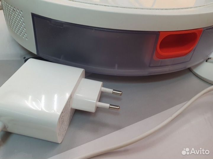 Робот-пылесос Xiaomi Robot Vacuum E10, белый