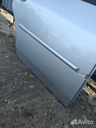 Дверь задняя правая Renault Logan sandero K7M 710