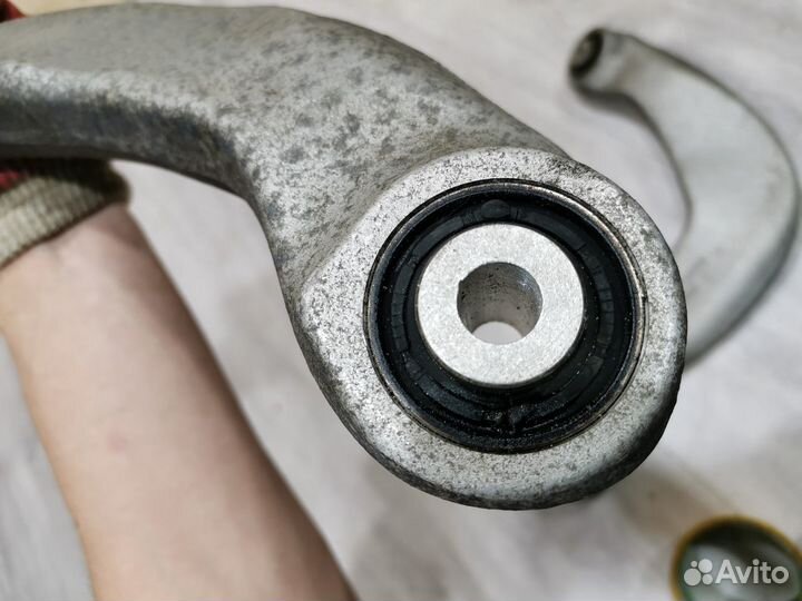 Рычаг задний верхний левый Audi A4 B8 2008-2012