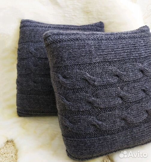 Декоративная вязаная подушка в стиле «Хюгге»