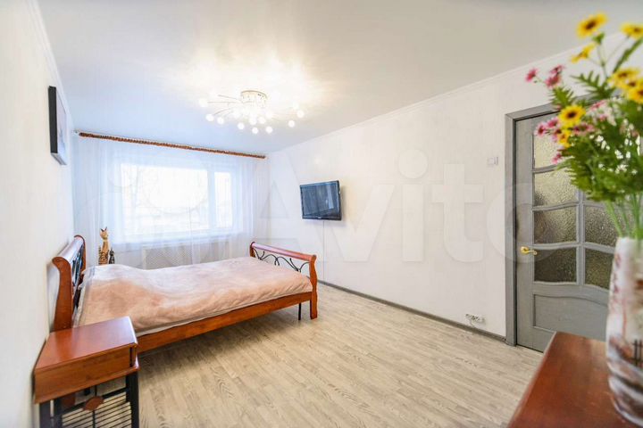 2-к. квартира, 60 м², 1/5 эт.