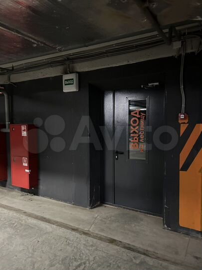 Машиноместо, 14 м²