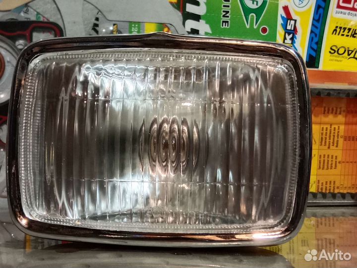 Квадратная фара на мопед