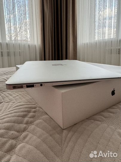 Apple MacBook Air 13