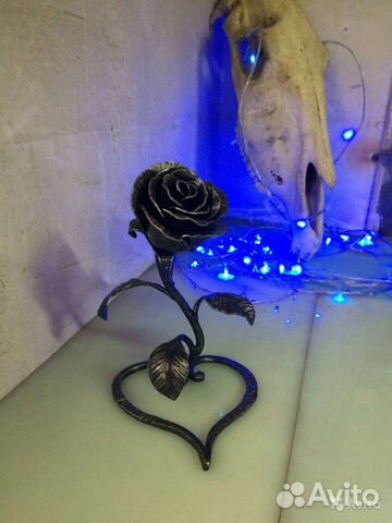 Розы кованые