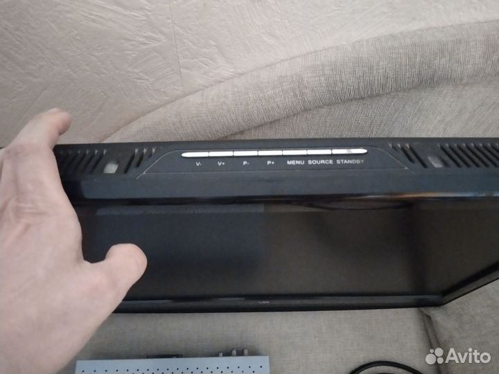 Телевизор+цифровой тюнер+спутниковой ресивер