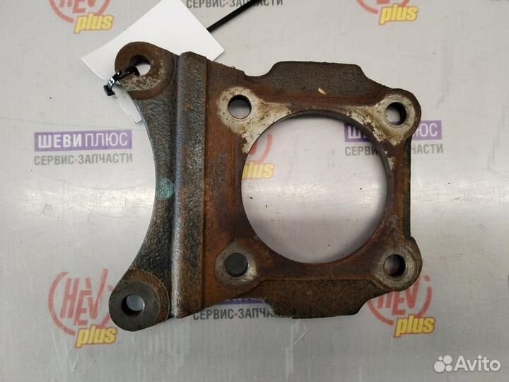 Цапфа задняя Chevrolet TrailBlazer