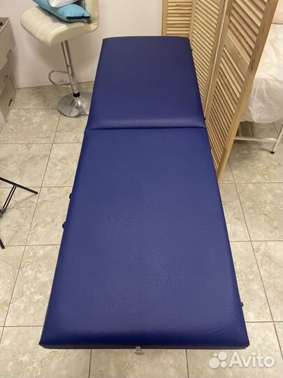 Массажный стол