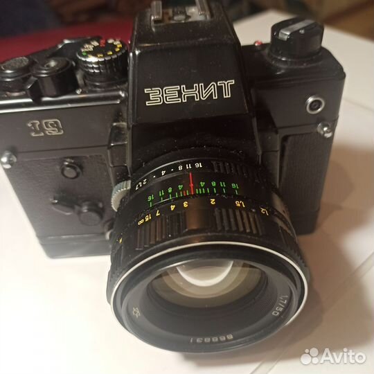 Плëночный фотоаппарат Зенит 19
