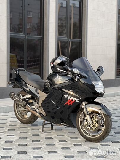 Продам Honda CBR 1100XX