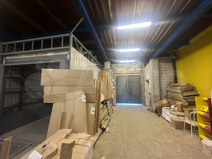 Склад, 700 м², пандус, 1 этаж