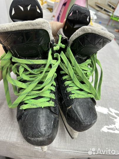 Хоккейные коньки bauer